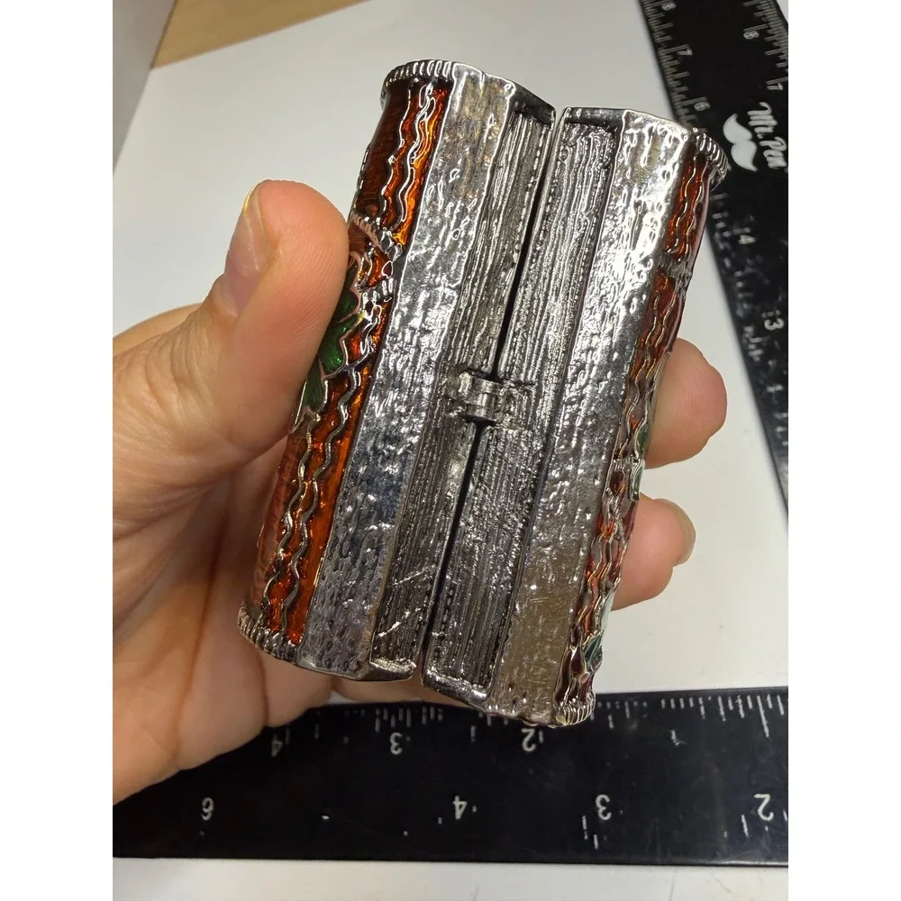 N/A miniature trinket
